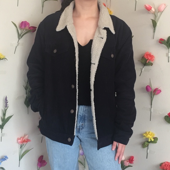 BRANDY MELVILLE NAVY BLUE SHAINE/ELISHA CORDUROY J - Picture 2 of 4